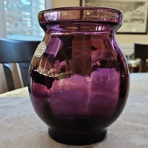 Vibrant Amethyst Purple Optic Ribbed Glass Vase, UV Reactive
